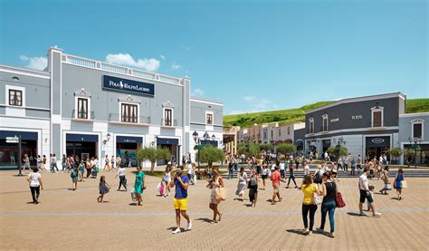 sicilia outlet village catania